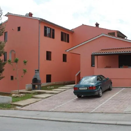 With A Parking Space - 7664 *