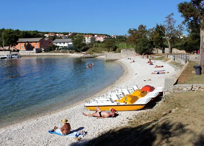 With A Parking Space - 7664 Lejlighed Pula