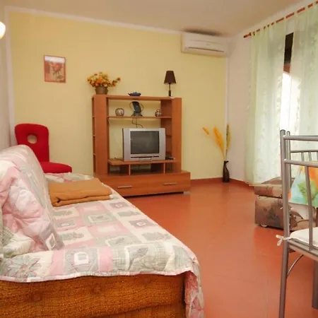 With A Parking Space - 7664 Apartamento