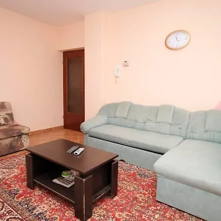 アパート With A Parking Space - 7664 *